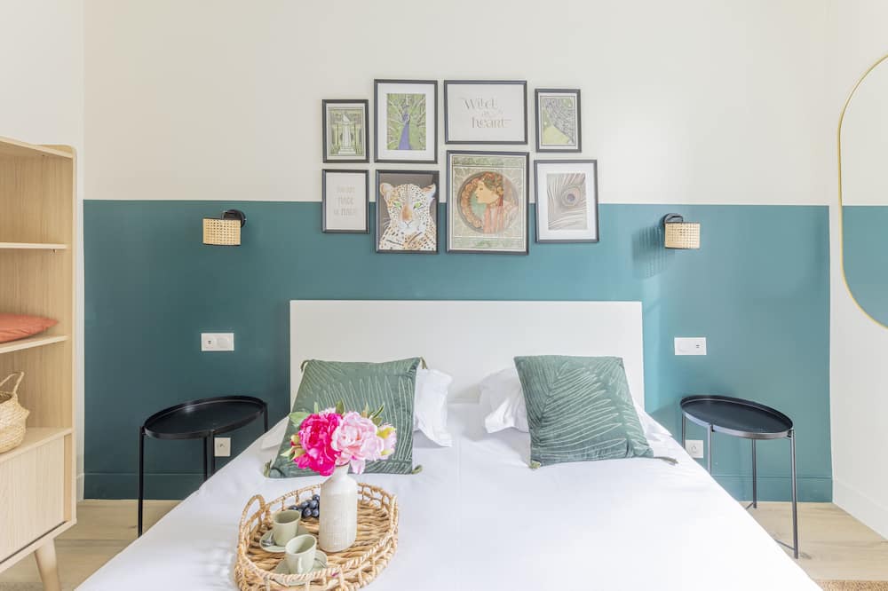 Photo of Bedroom in Colombes