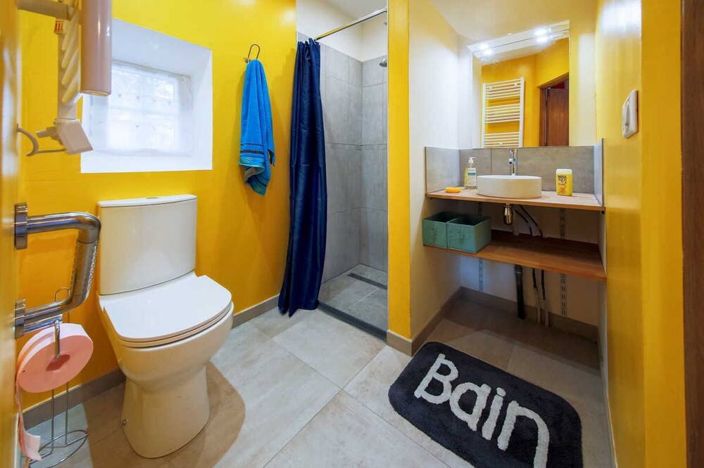 Photo of Bathroom in Saint-Saens