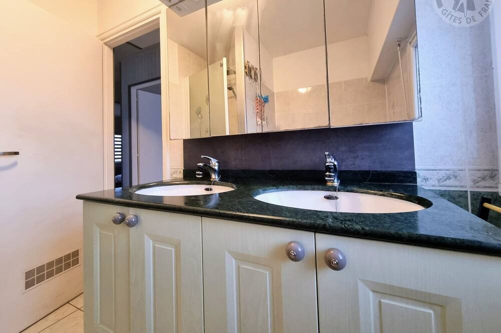 Photo of Kitchen in Coudekerque-Branche
