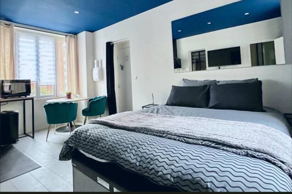 Photo of Bedroom in Saint-Quentin