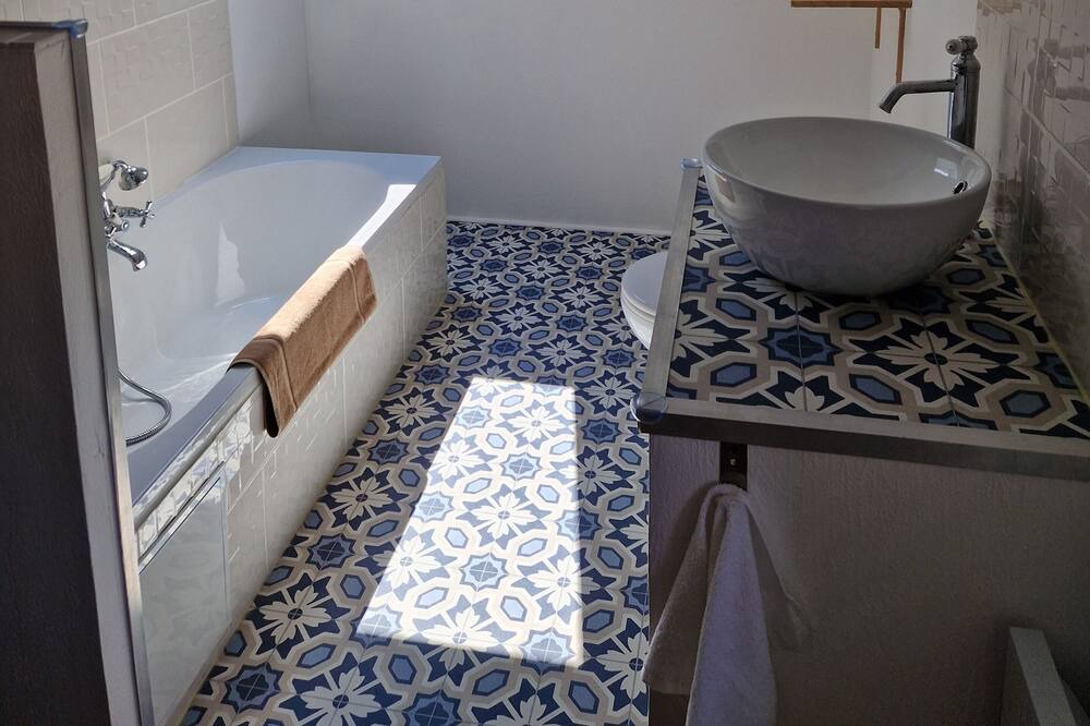 Photo of Bathroom in Alboussiere