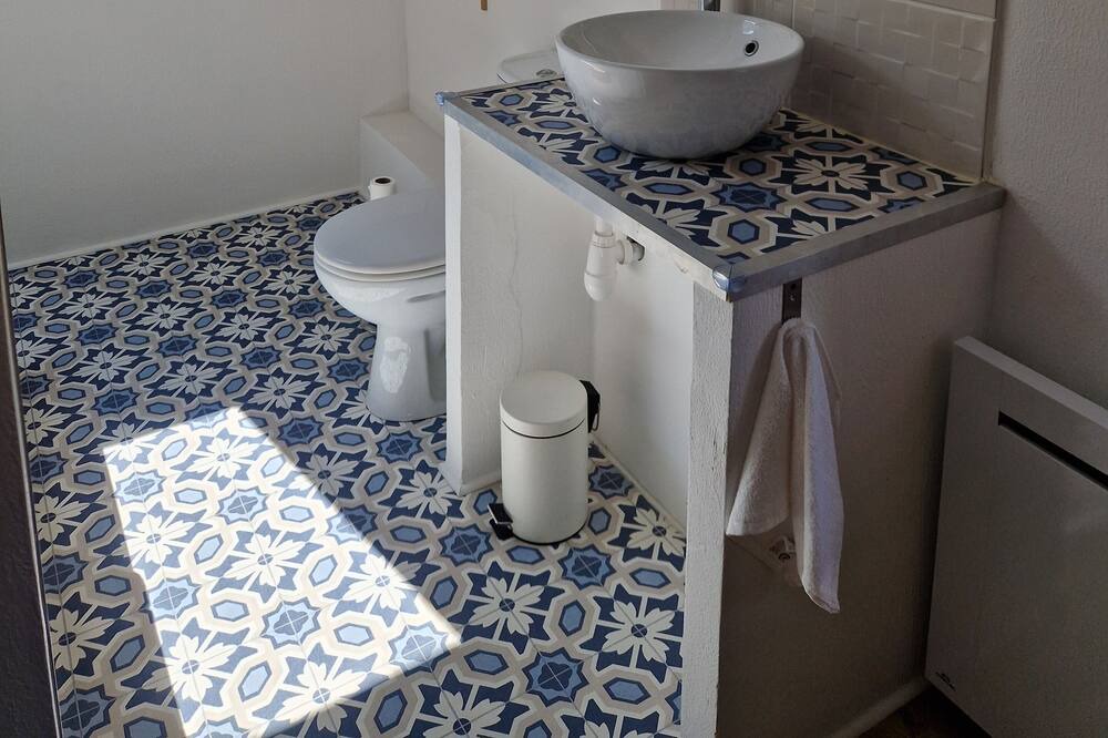 Photo of Bathroom in Alboussiere