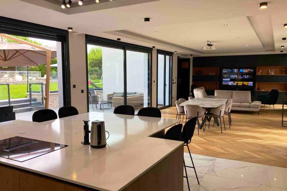 Photo of Livingroom in Saint-Brice-sous-Foret