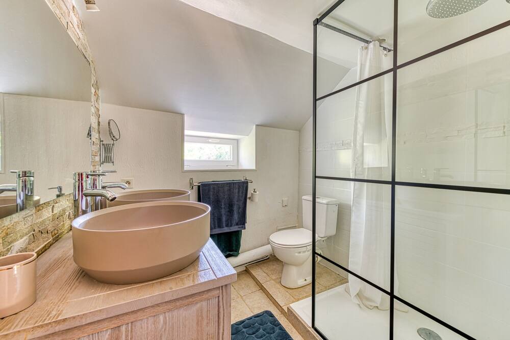 Photo of Bathroom in La Houssoye