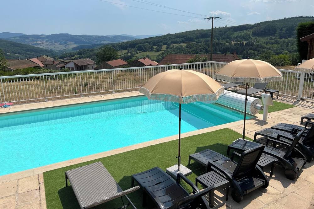 Photo of Outdoor in Bergesserin