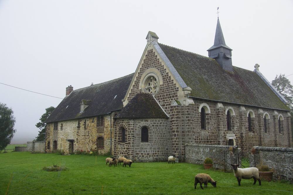 Photo of Outdoor in Les Baux-de-Breteuil