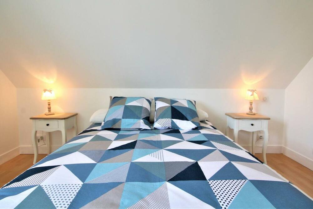 Photo of Bedroom in Mesnieres-en-Bray