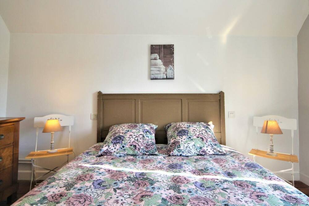 Photo of Bedroom in Saint-Laurent-en-Caux