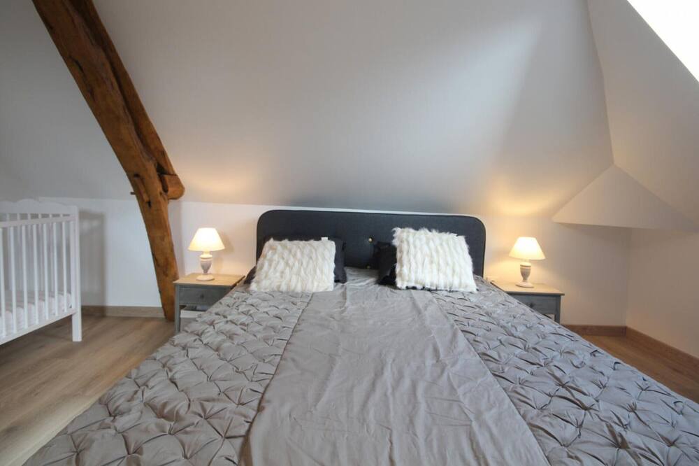 Photo of Bedroom in Bosc-Roger-sur-Buchy