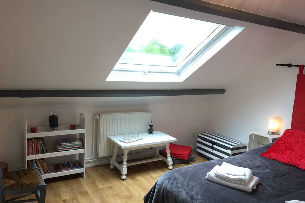 Photo of Bedroom in Belbeuf