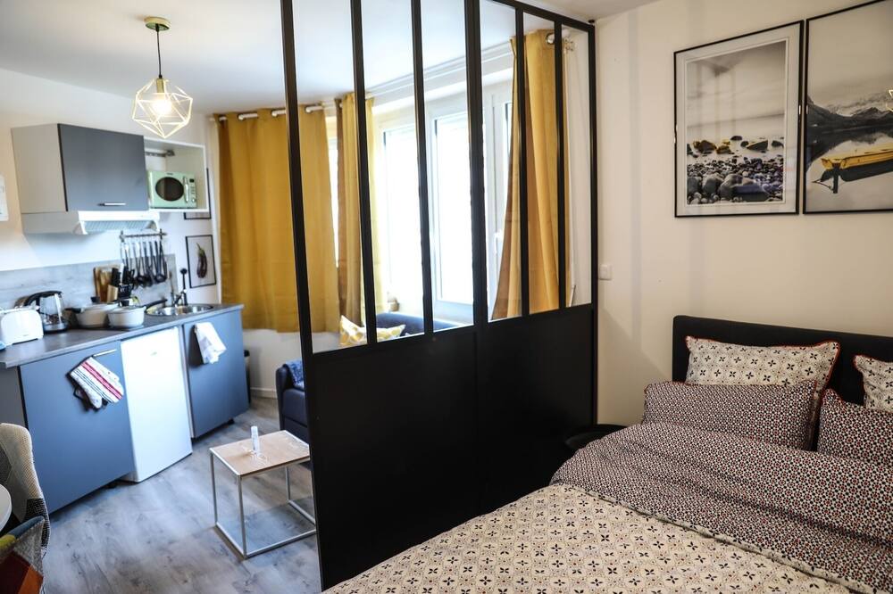 Photo of Bedroom in Brequerecque