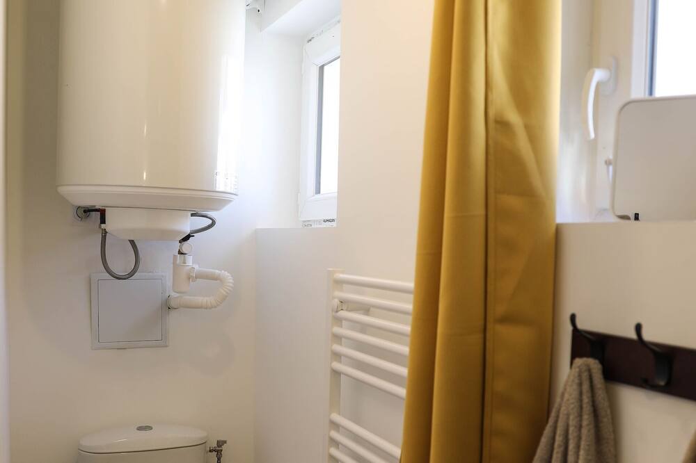 Photo of Bathroom in Brequerecque