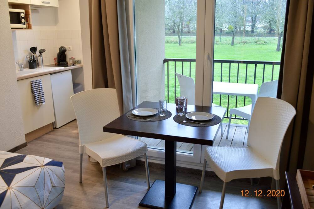 Photo of Kitchen in Saint-Gatien-des-Bois