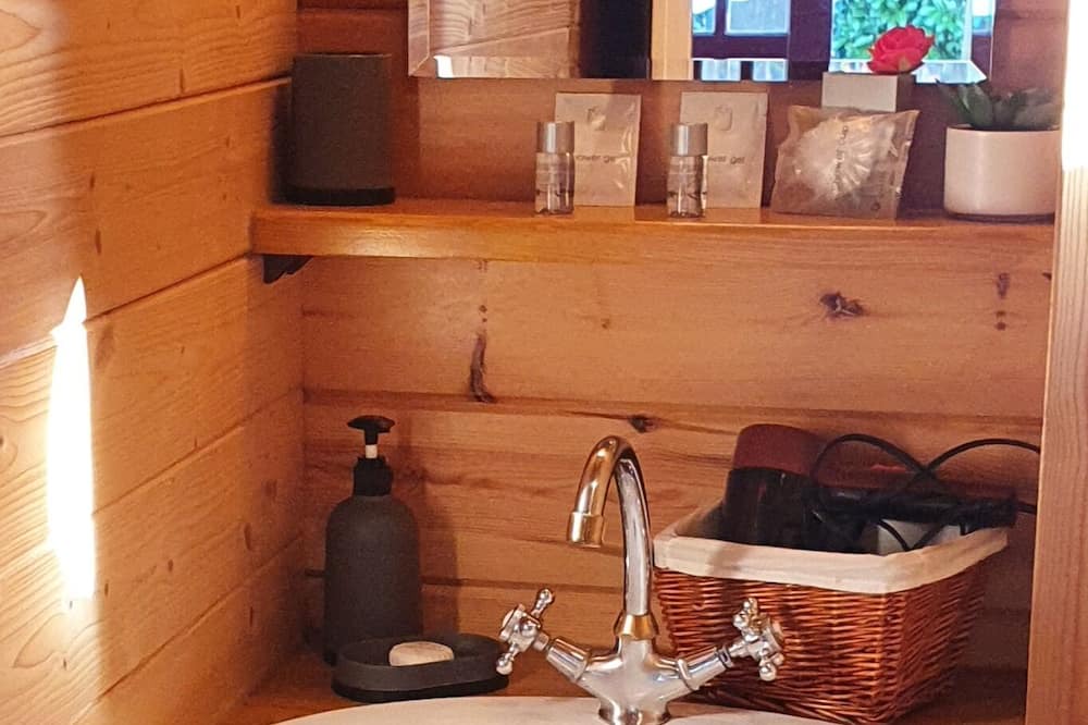 Photo of Bathroom in Crecy-en-Ponthieu