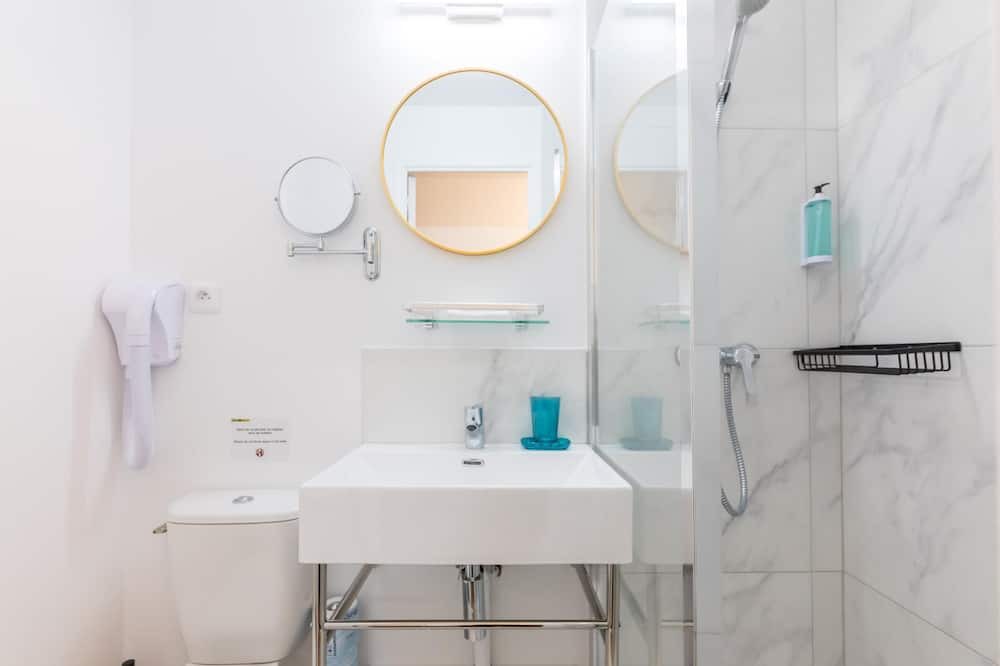 Photo of Bathroom in 15th Arrondissement