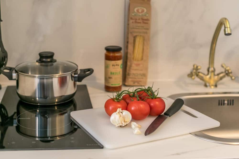 Photo of Kitchen in Quartier du Faubourg-Montmartre