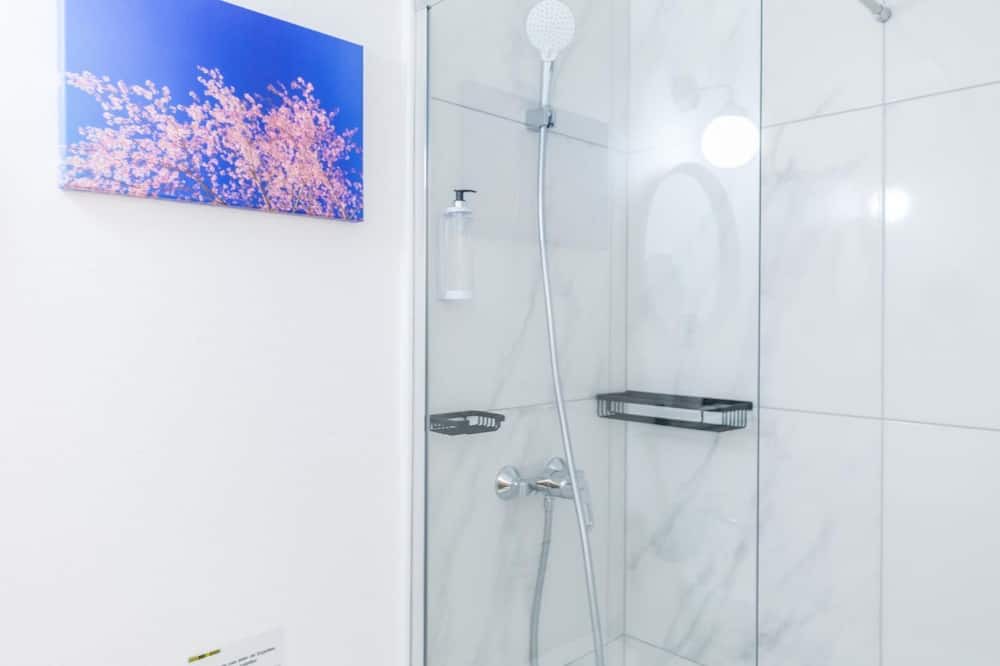 Photo of Bathroom in Quartier du Faubourg-Montmartre
