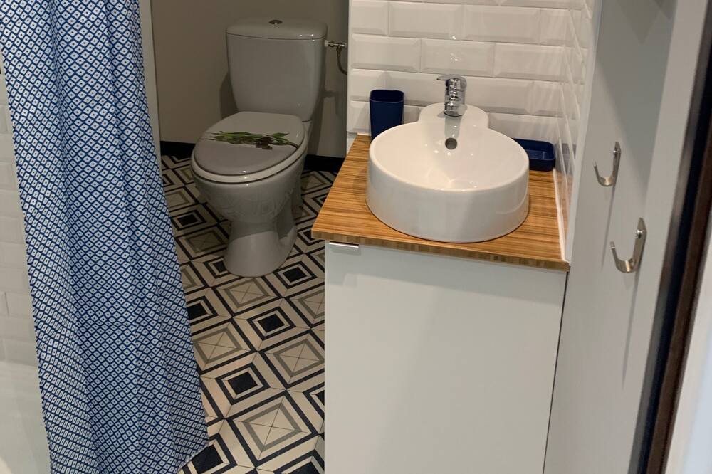 Photo of Bathroom in Saint-Quentin