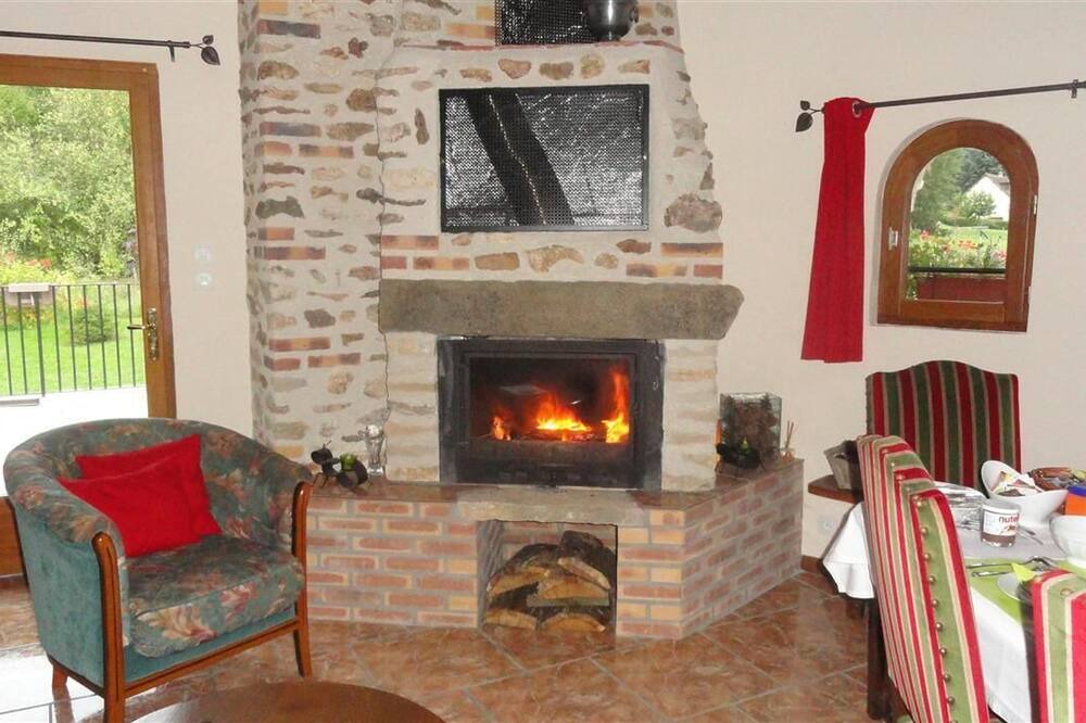 Photo of Bedroom in Saint-Etienne-sous-Bailleul