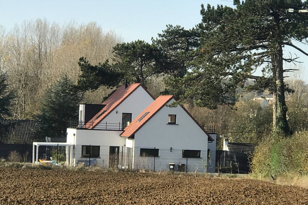 Photo of Outdoor in Wierre-Effroy