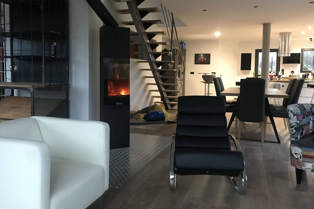 Photo of Livingroom in Wierre-Effroy