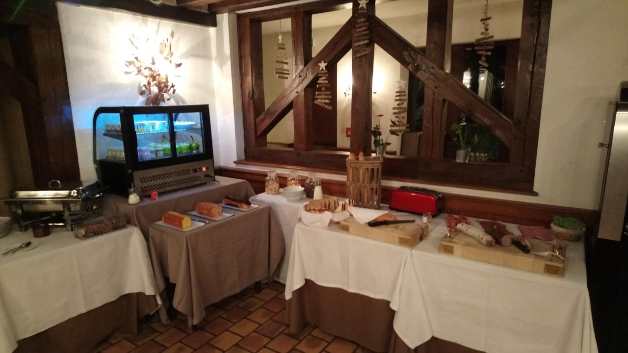 Photo of Others in La Ferte-Saint-Aubin
