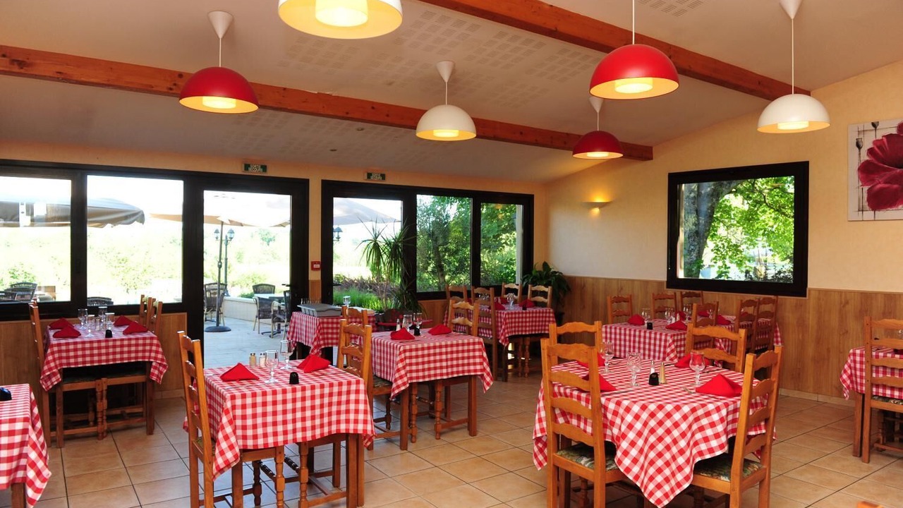 Photo of Others in Launois-sur-Vence