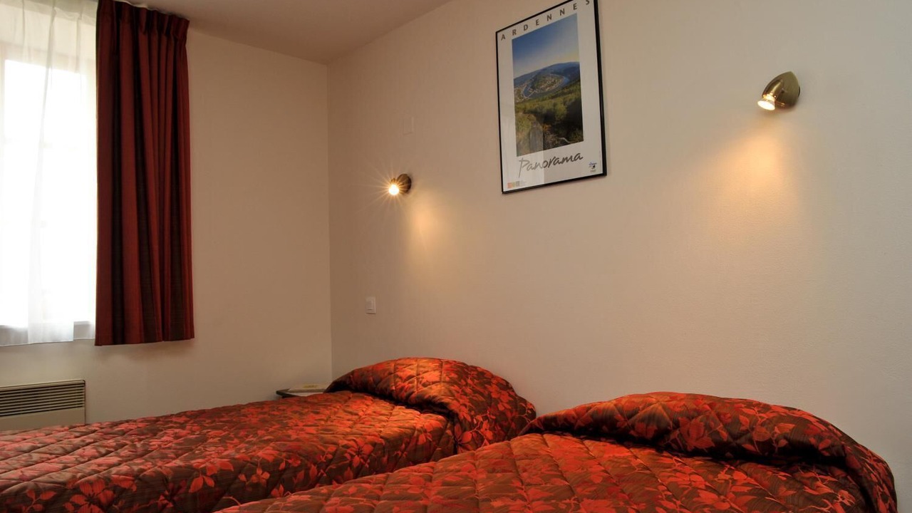Photo of Bedroom in Launois-sur-Vence