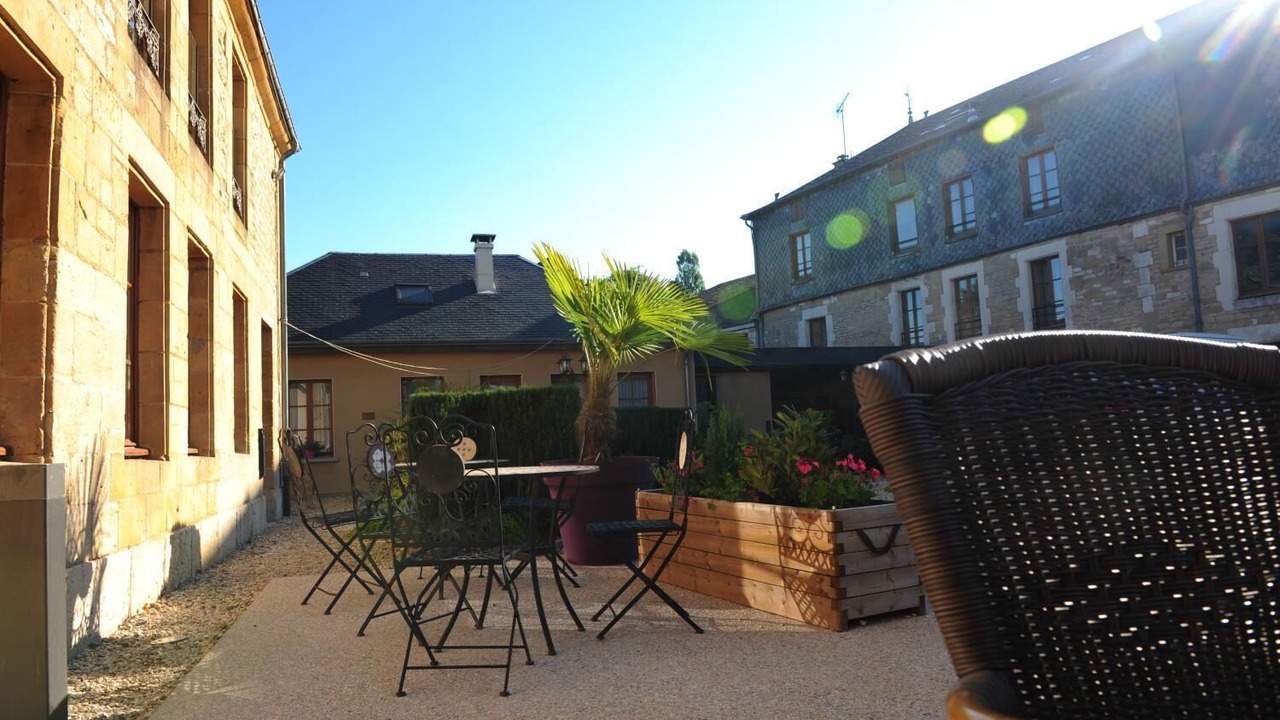 Photo of Others in Launois-sur-Vence
