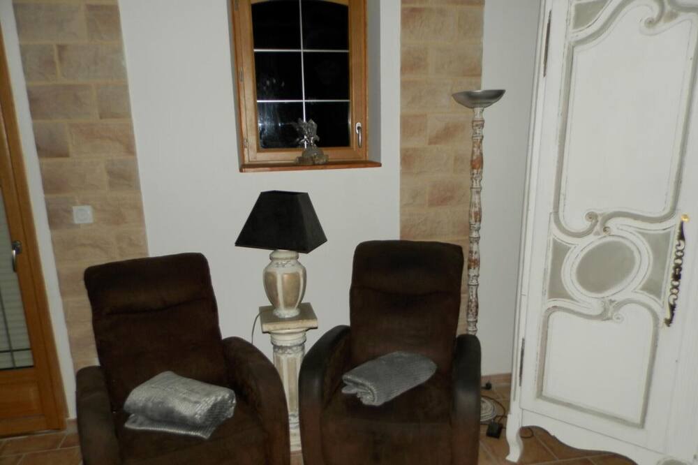 Photo of Livingroom in Ocqueville