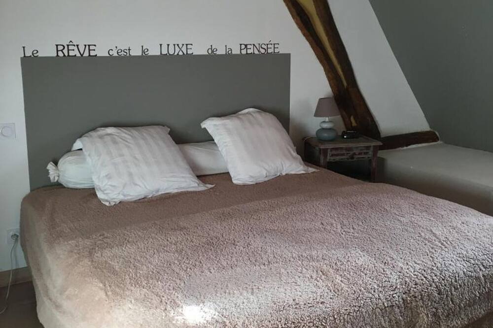 Photo of Bedroom in Ocqueville
