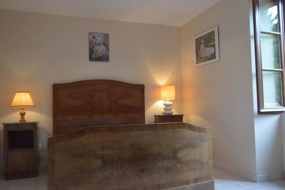 Photo of Bedroom in Lignac
