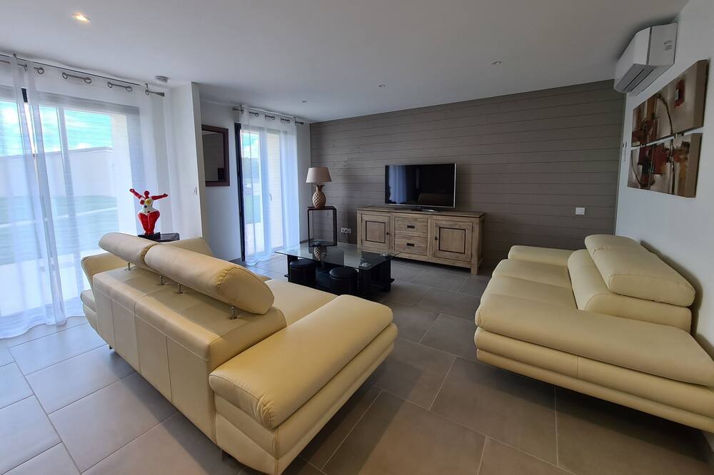 Photo of Livingroom in Othis