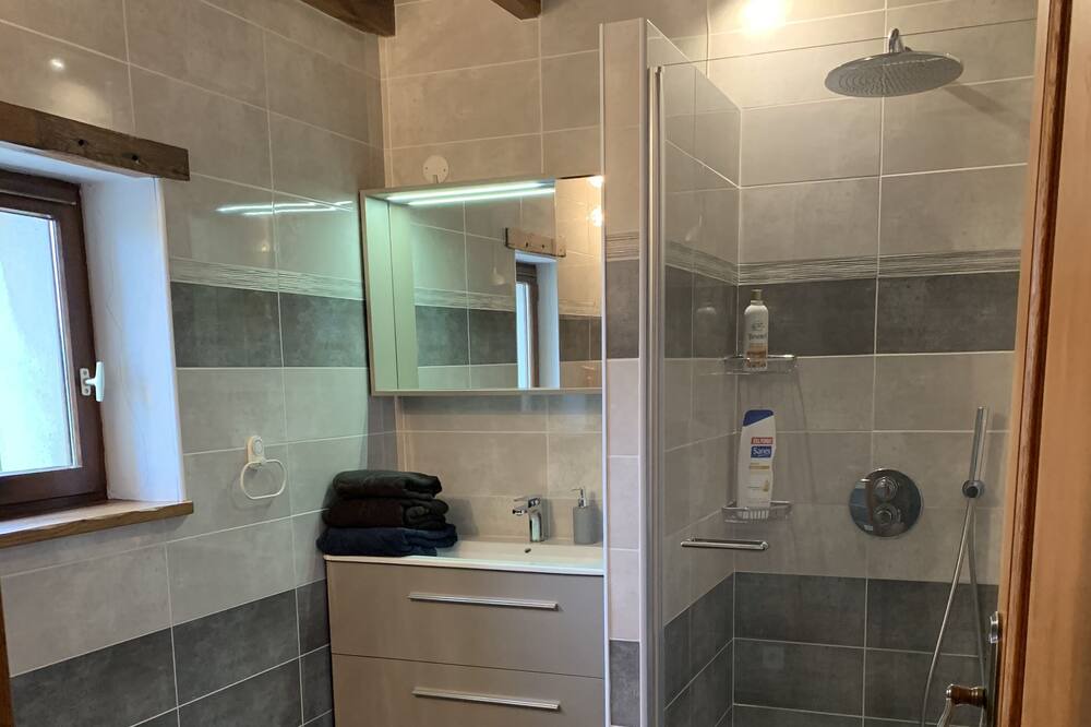 Photo of Bathroom in Rebais