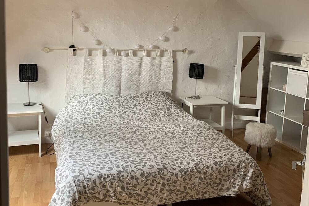 Photo of Bedroom in Rebais