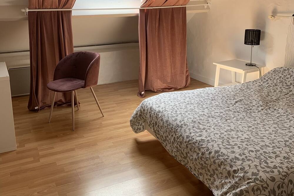 Photo of Bedroom in Rebais