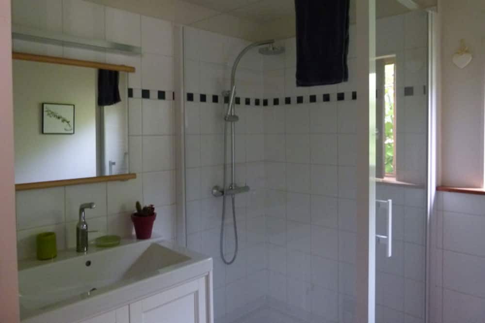 Photo of Bathroom in Saint-Martin-de-Boscherville