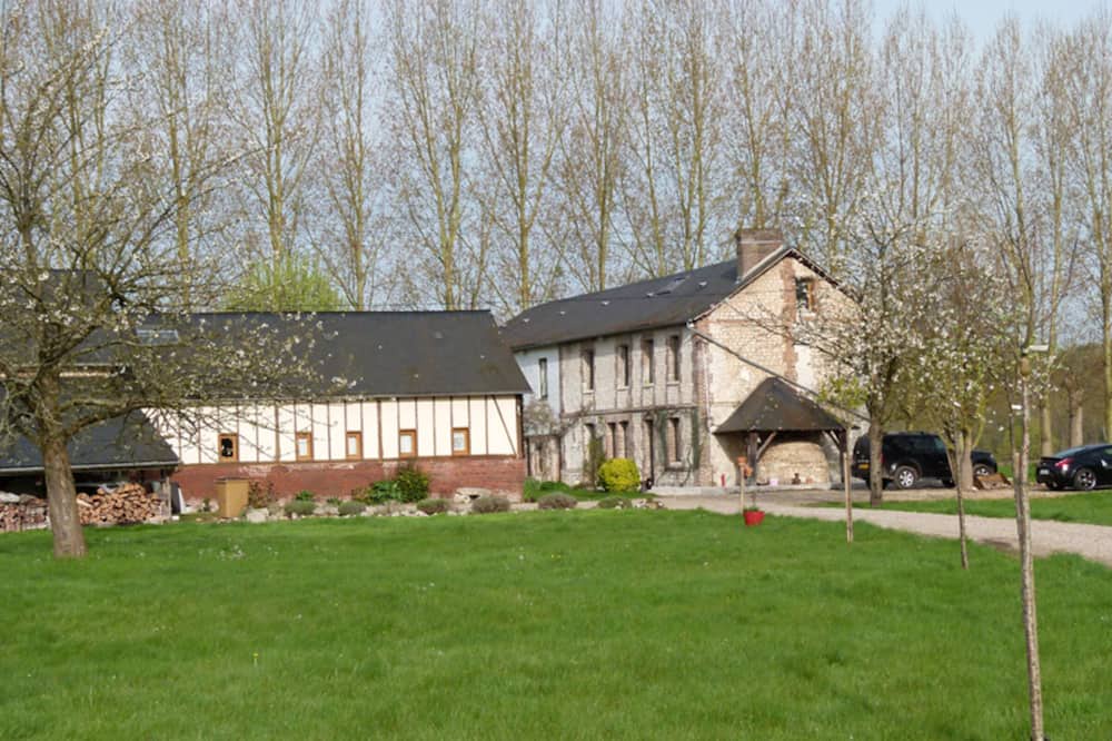 Photo of Outdoor in Saint-Martin-de-Boscherville