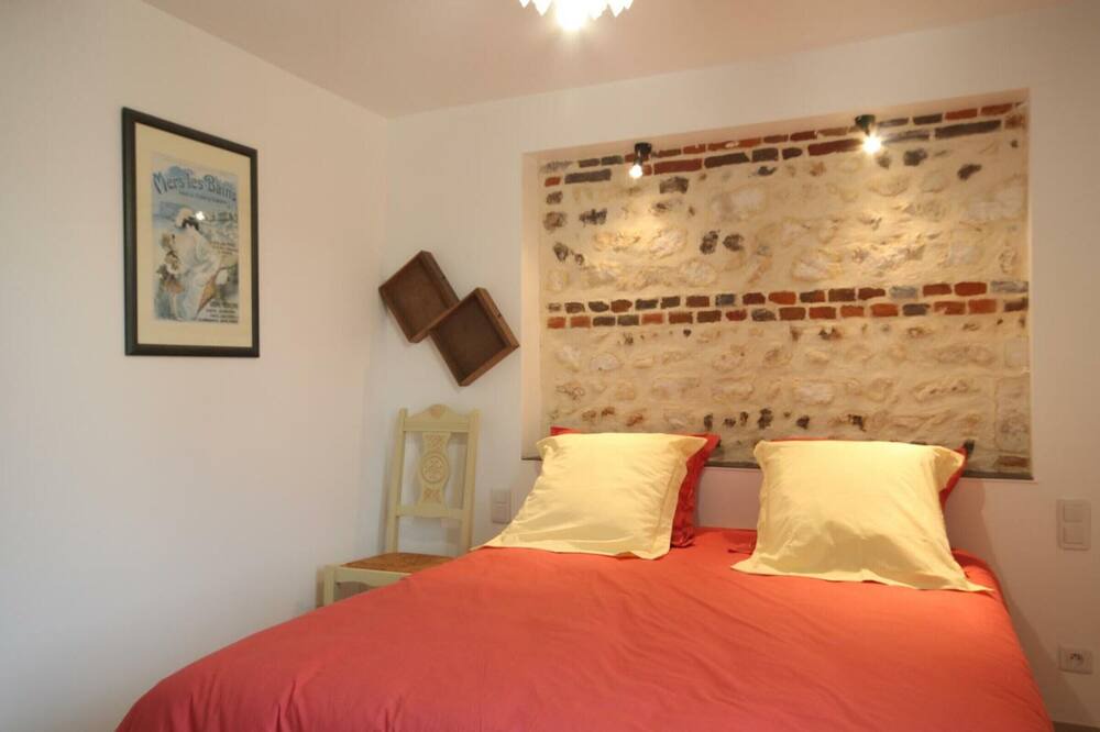 Photo of Bedroom in Saint-Jouin-Bruneval