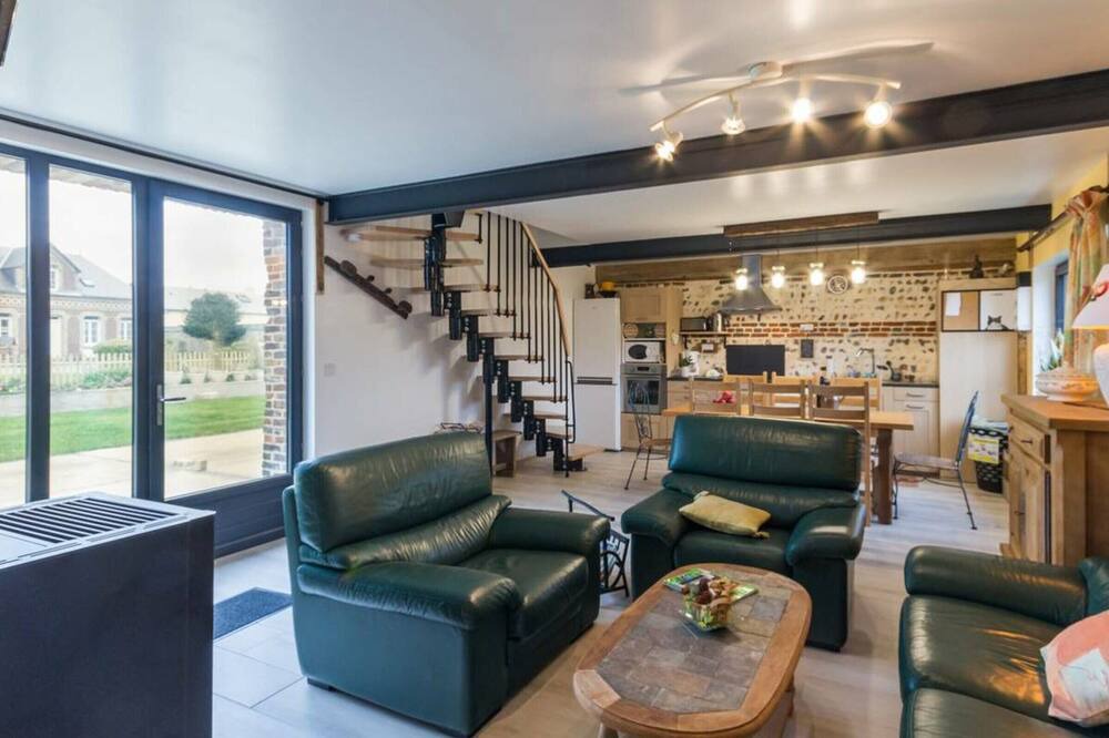 Photo of Livingroom in Saint-Jouin-Bruneval