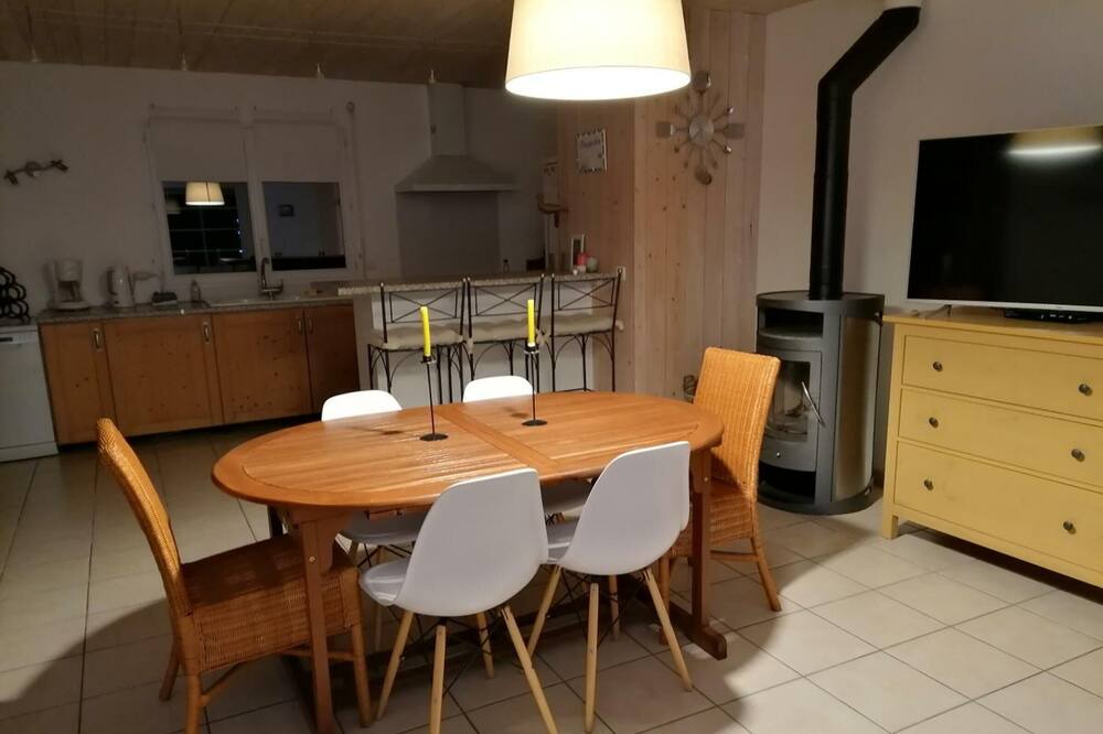 Photo of Kitchen in Saint-Leonard