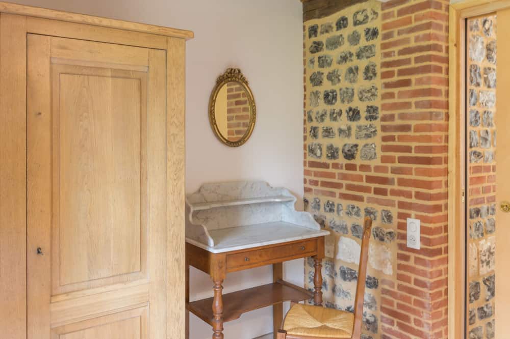 Photo of Bedroom in Paluel
