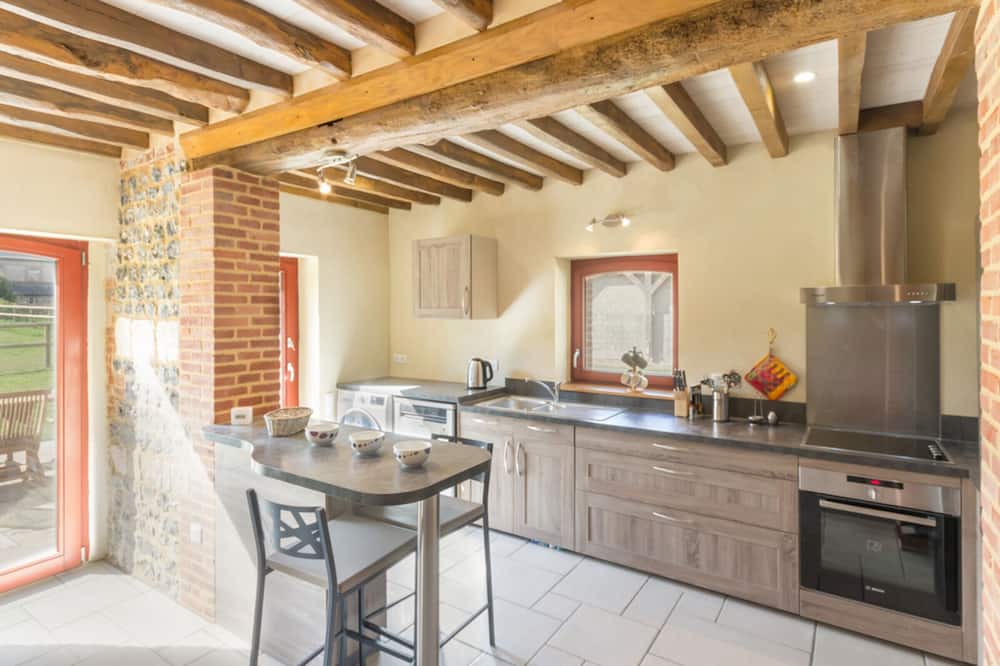 Photo of Kitchen in Paluel
