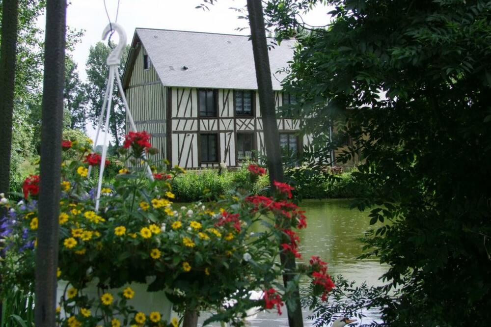 Photo of Outdoor in Saint-Paer