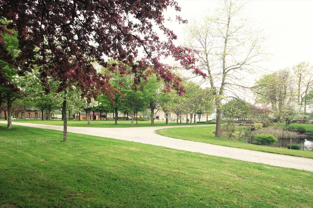 Photo of Outdoor in Port-Jerome-sur-Seine
