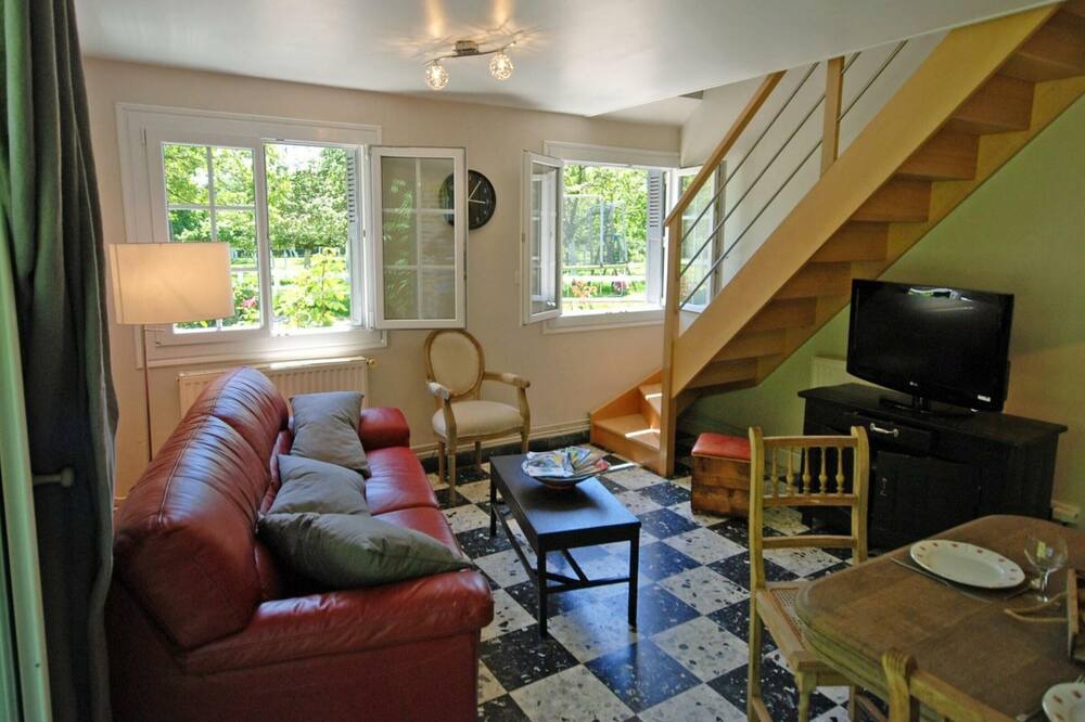 Photo of Livingroom in Octeville-sur-Mer
