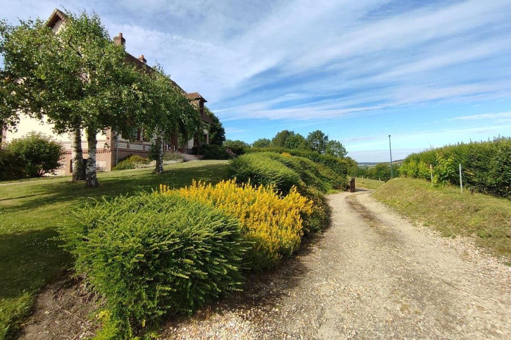 Photo of Outdoor in Nolleval