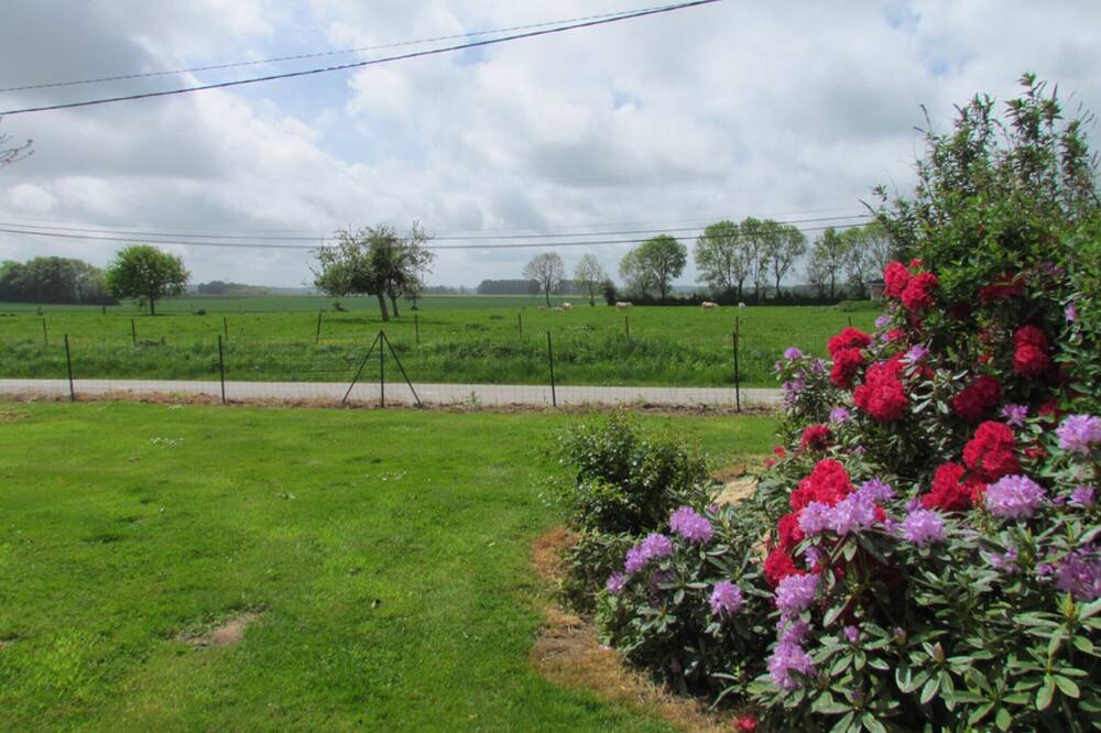 Photo of Outdoor in Cuverville-sur-Yeres