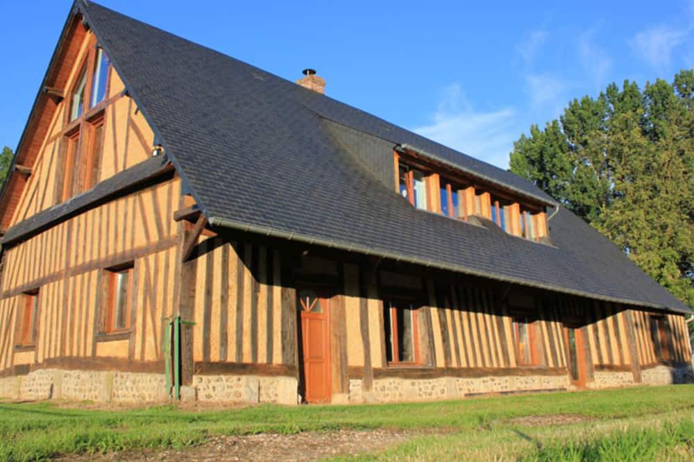 Photo of Outdoor in Fresne-le-Plan