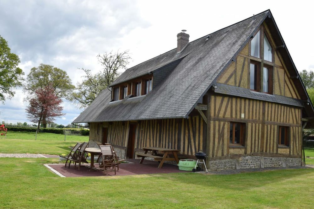 Photo of Outdoor in Fresne-le-Plan